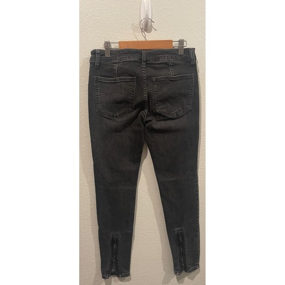 WE THE FREE Jet Low Rise Skinny Zippers Black Jeans - Picture 4 of 5